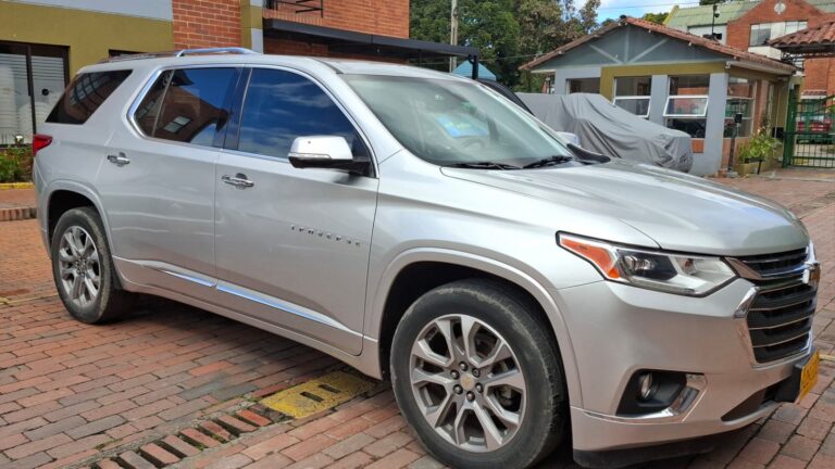 Chevrolet-traverse-premier-02